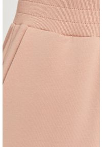 Answear Lab - Spodnie. Kolor: różowy. Materiał: dzianina. Wzór: gładki #2