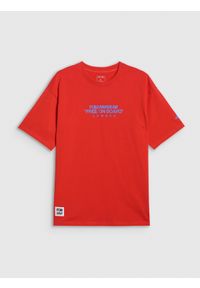 4f - 4F T-shirt loose z nadrukiem męski - czerwony XL. Okazja: na co dzień. Kolor: czerwony. Materiał: materiał. Wzór: nadruk. Styl: casual, klasyczny