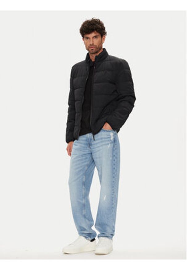 Guess Kurtka przejściowa Z5YL09 WGTN0 Czarny Regular Fit. Kolor: czarny. Materiał: syntetyk