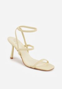 Renee - Żółte Sandały na Szpilce z Dopasowującymi się do Stopy Paskami Usinrya. Zapięcie: pasek. Kolor: żółty. Materiał: satyna. Wzór: paski. Obcas: na szpilce. Wysokość obcasa: średni #9