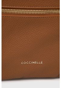 Coccinelle Plecak skórzany Maelody damski kolor brązowy mały gładki. Kolor: brązowy. Materiał: skóra. Wzór: gładki #5