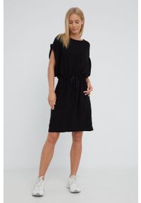 Deha sukienka kolor czarny mini prosta. Kolor: czarny. Materiał: dzianina. Długość rękawa: krótki rękaw. Typ sukienki: proste. Długość: mini #5