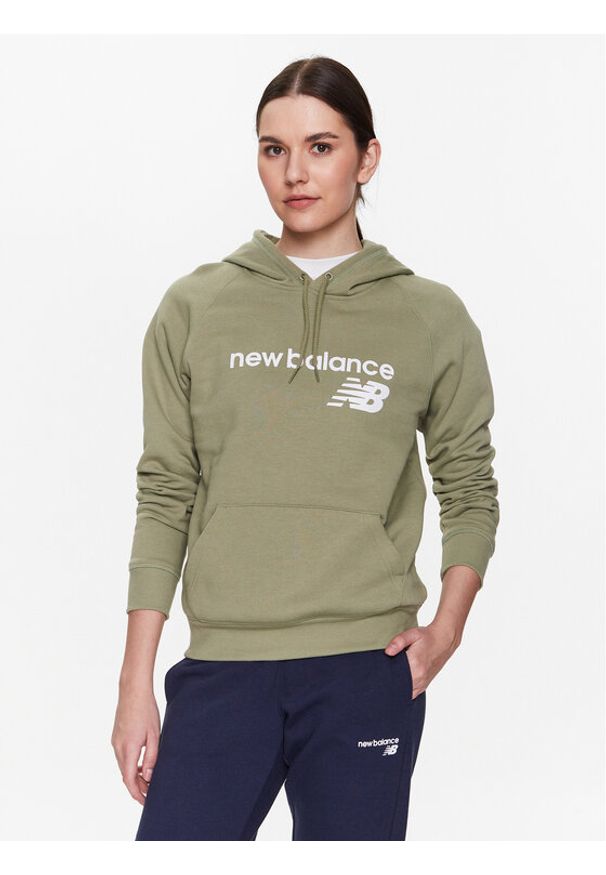 New Balance Bluza Classic Core WT03810 Zielony Relaxed Fit. Kolor: zielony. Materiał: bawełna, syntetyk