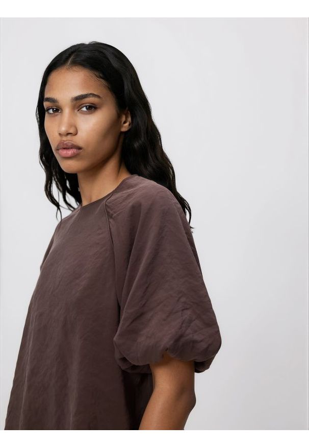 Reserved - Bluzka z modalem - brązowy. Kolor: brązowy. Materiał: tkanina. Wzór: gładki