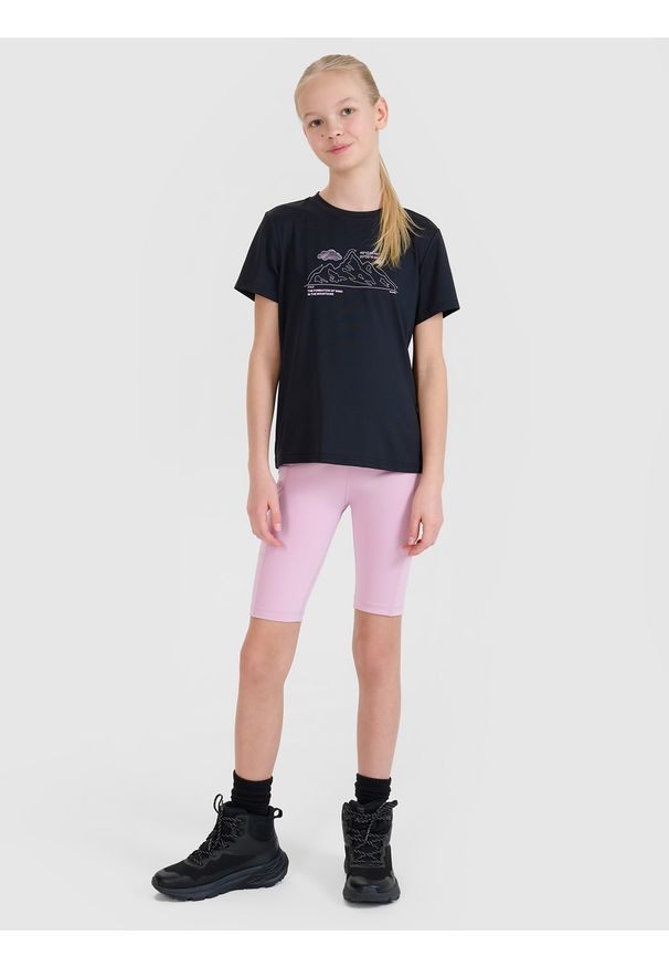 4f - 4F Legginsy kolarki trekkingowe szybkoschnące dziewczęce - różowe 158/164 (12-14 lat). Kolor: różowy. Materiał: materiał, syntetyk, dzianina, włókno, elastan. Długość: krótkie. Wzór: ze splotem, jednolity, gładki. Sezon: lato