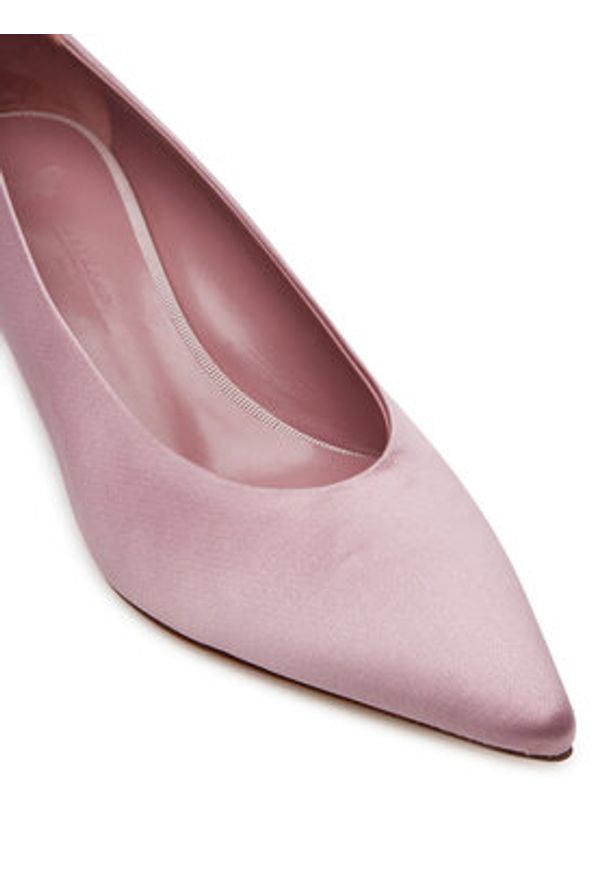Weekend Max Mara Czółenka Renzasatin 2515521055600 Różowy. Kolor: różowy. Materiał: materiał