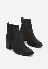 Renee - Czarne Botki Typu Sztyblety na Słupkowym Obcasie Levea. Okazja: na co dzień. Zapięcie: zamek. Kolor: czarny. Materiał: jeans. Obcas: na obcasie. Styl: elegancki, wizytowy, klasyczny, casual. Wysokość obcasa: średni