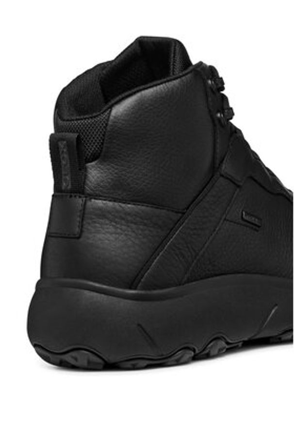 Geox Sneakersy U Nebula + Grip B Ab U46HFB 04654 C9999 Czarny. Kolor: czarny. Materiał: skóra