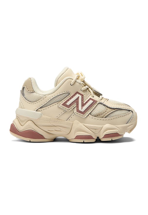 Buty niemowlęce New Balance IV9060GC – beżowe. Okazja: na co dzień. Kolor: beżowy. Materiał: guma, syntetyk, materiał. Szerokość cholewki: normalna. Sport: turystyka piesza