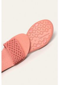 Ipanema - Sandały. Kolor: różowy. Materiał: materiał, guma. Wzór: gładki #2