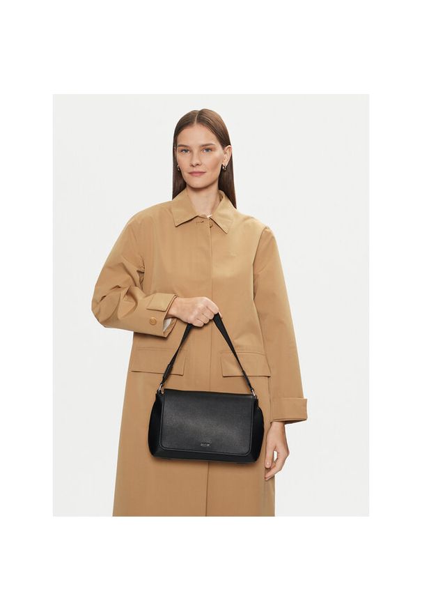 Torebka Calvin Klein. Kolor: czarny