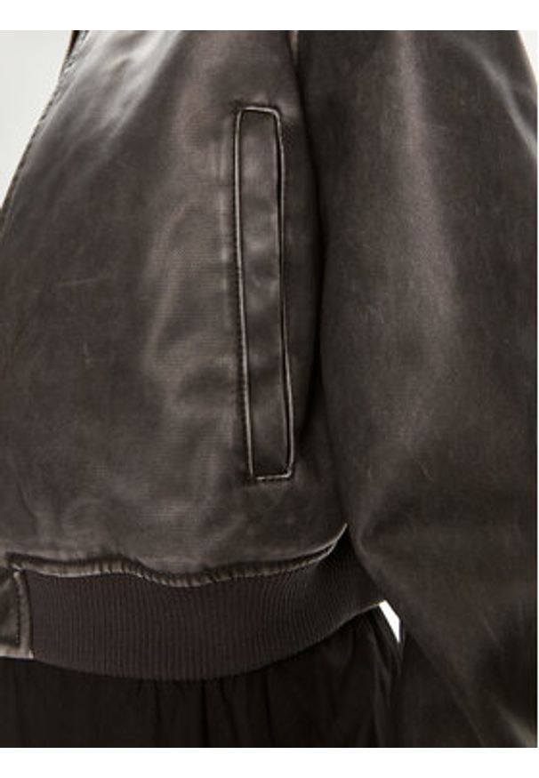 Brave Soul Kurtka bomber LJK-BENOITE Czarny Straight Fit. Kolor: czarny. Materiał: syntetyk