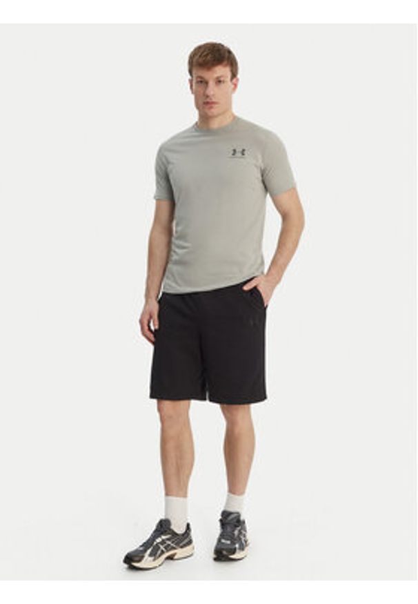 Under Armour Szorty sportowe UA Rival Lightweight 6009345 Czarny Regular Fit. Kolor: czarny. Materiał: bawełna. Styl: sportowy