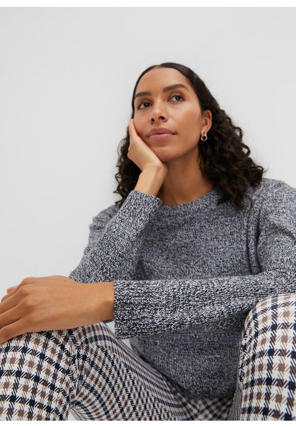 bonprix - Sweter melanżowy z okrągłym dekoltem. Kolor: szary. Materiał: dzianina. Wzór: melanż