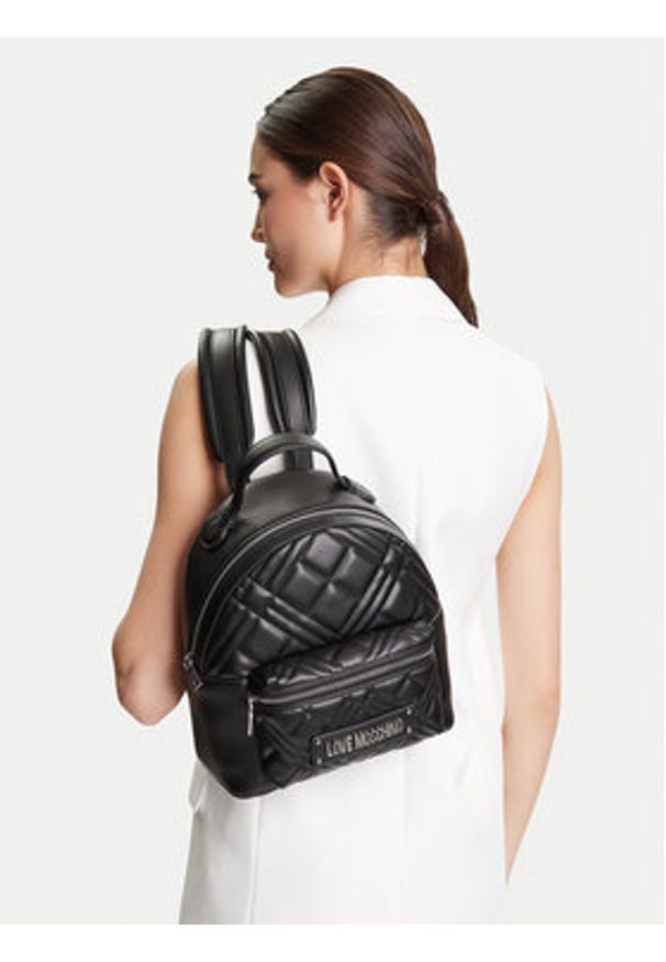 Love Moschino - LOVE MOSCHINO Plecak JC4148PP1NLA000B Czarny. Kolor: czarny. Materiał: skóra