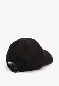 Born2be - Czarna Czapka z Daszkiem z Bawełny z Napisem Reiriana. Kolor: czarny. Materiał: bawełna. Wzór: napisy. Sezon: lato, wiosna. Styl: elegancki, casual