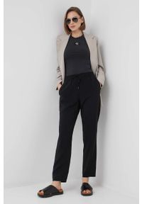 Scotch & Soda spodnie damskie kolor czarny proste high waist. Stan: podwyższony. Kolor: czarny. Materiał: tkanina, włókno, wiskoza, materiał #3
