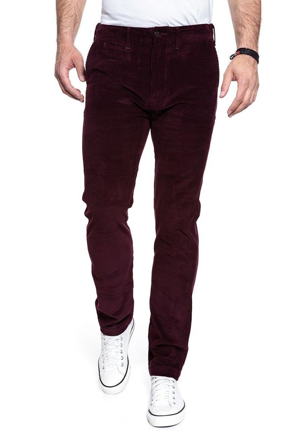 Levi's® - LEVI’S 502 REGULAR TAPER MĘSKIE SPODNIE SZTRUKSOWE SZTRUKS RED 521630010. Materiał: sztruks