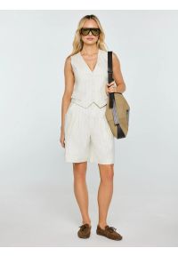 Big-Star - Szorty damskie lniane w prążek kremowe Kinnisa 102. Okazja: na co dzień. Kolor: kremowy. Materiał: len. Wzór: prążki. Sezon: lato. Styl: casual, klasyczny, elegancki #5