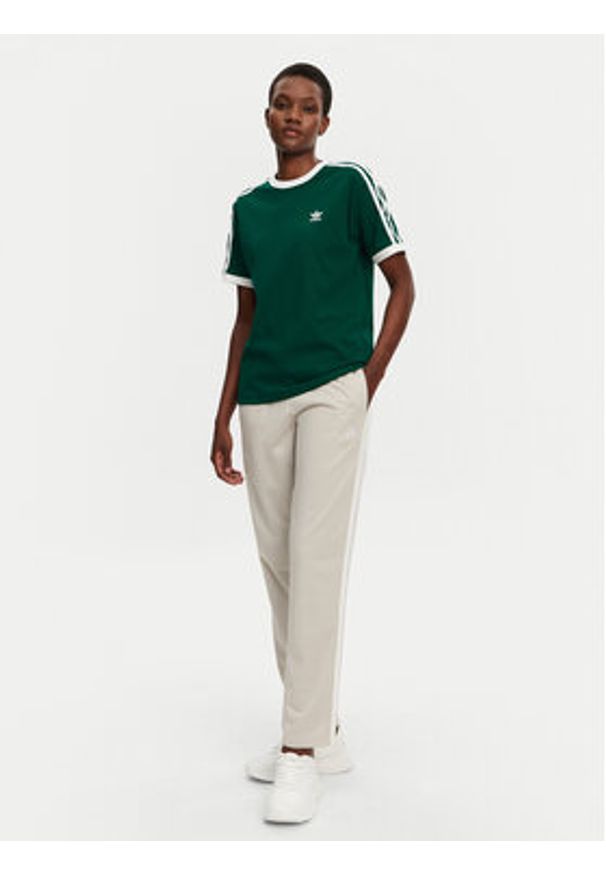 Adidas - adidas T-Shirt 3-Stripes JD4571 Zielony Regular Fit. Kolor: zielony. Materiał: bawełna