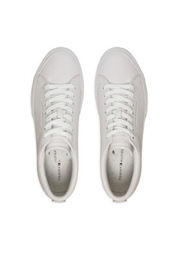 TOMMY HILFIGER - Tommy Hilfiger Sneakersy Hi Vulc Street Low FM0FM05312 Biały. Kolor: biały. Materiał: skóra