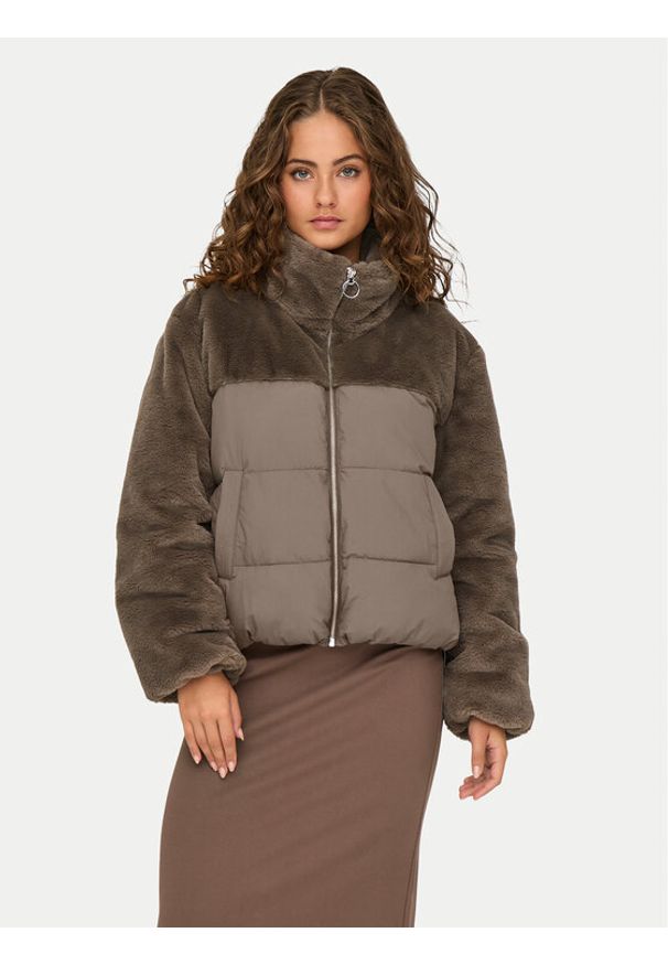 only - ONLY Kurtka zimowa 15292945 Szary Regular Fit. Kolor: szary. Materiał: syntetyk. Sezon: zima