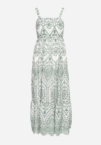 Born2be - Zielono-Biała Bawełniana Sukienka Ozdobiona Haftem Sadonique. Okazja: na co dzień. Kolor: zielony. Materiał: bawełna. Długość rękawa: na ramiączkach. Wzór: haft, aplikacja. Styl: casual, elegancki #6