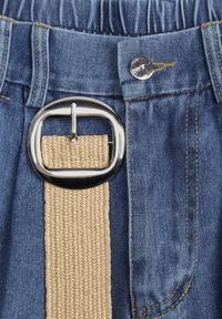 Born2be - Granatowe Luźne Szorty Jeansowe Bawełniane z Paskiem Mezyss. Okazja: do pracy, na co dzień. Stan: podwyższony. Kolor: niebieski. Materiał: bawełna, jeans. Styl: casual #2
