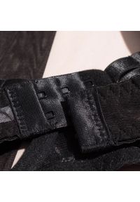 Intica - Komplet bielizny trzyczęściowy na romantyczny wieczór Vlasta. Kolor: czarny. Materiał: tkanina, materiał #6