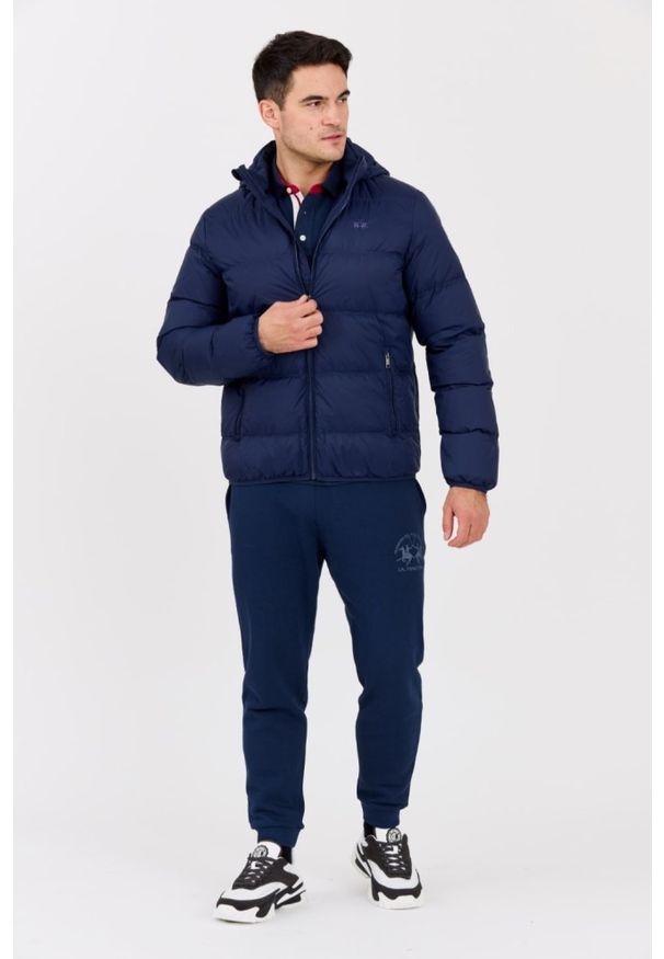 La Martina - LA MARTINA Granatowa pikowana męska kurtka Outerwear Basic Nylon, Rozmiar XXL. Kolor: niebieski. Materiał: nylon. Długość rękawa: długi rękaw. Długość: długie. Styl: elegancki