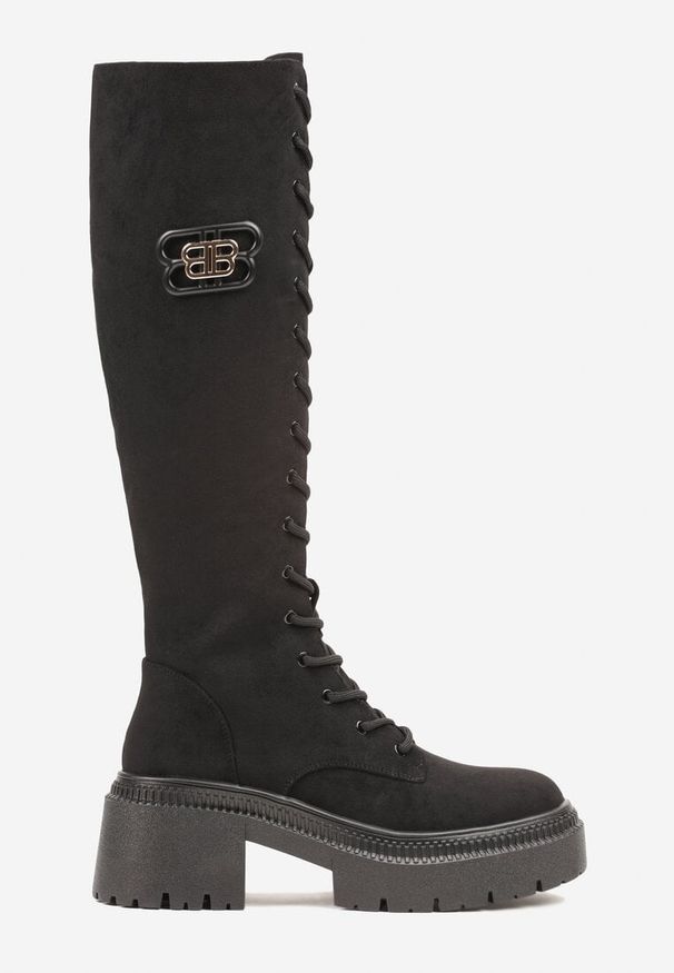 Renee - Czarne Kozaki Vices z Imitacji Zamszu w Stylu Grunge ze Sznurowaną Cholewką i Platformą Laurotte. Kolor: czarny. Materiał: zamsz. Szerokość cholewki: normalna. Obcas: na platformie. Styl: rockowy