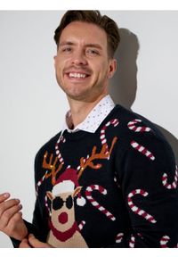 Sinsay - Świąteczny sweter z lampkami świecącymi - czarny. Kolor: czarny. Styl: wizytowy