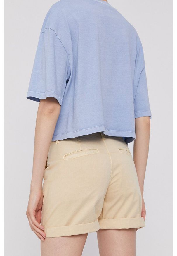 Pepe Jeans - Szorty JUNIE. Okazja: na co dzień. Kolor: beżowy. Materiał: materiał. Wzór: gładki. Styl: casual