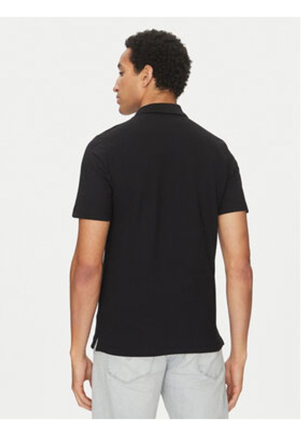 Guess Polo M5GP60 K7O64 Czarny Slim Fit. Typ kołnierza: polo. Kolor: czarny. Materiał: bawełna
