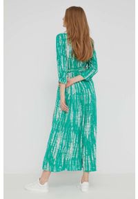 Answear Lab sukienka kolor zielony maxi rozkloszowana. Kolor: zielony. Materiał: tkanina. Typ sukienki: rozkloszowane. Styl: wakacyjny. Długość: maxi #4