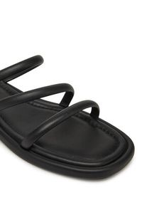 TOMMY HILFIGER - Tommy Hilfiger Klapki Strappy Leather Mule FW0FW08939 Czarny. Kolor: czarny. Materiał: skóra #4