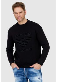 Emporio Armani - EMPORIO ARMANI Czarna bluza męska z aksamitnym logo. Kolor: czarny. Wzór: aplikacja