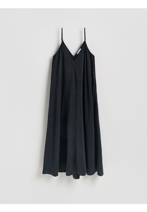 Reserved - Sukienka z modalem - czarny. Kolor: czarny. Materiał: tkanina