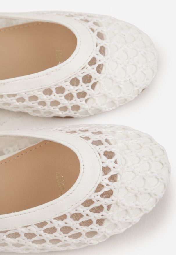 Born2be - Białe Balerinki z Plecionką z Rafii Tessandra. Zapięcie: sprzączka. Kolor: biały. Styl: elegancki