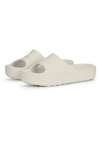 Plaskanie Puma Shibusa, Kobiety. Kolor: biały. Materiał: syntetyk, materiał. Styl: sportowy