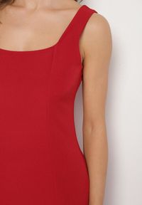 Born2be - Bordowa Klasyczna Sukienka o Rozkloszowanym Kroju Delure. Okazja: na imprezę. Typ kołnierza: dekolt kwadratowy. Kolor: czerwony. Wzór: aplikacja. Styl: klasyczny #7