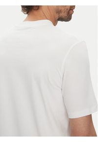 Karl Lagerfeld - KARL LAGERFELD T-Shirt 755750 500221 Biały Regular Fit. Typ kołnierza: dekolt w karo. Kolor: biały. Materiał: bawełna #4
