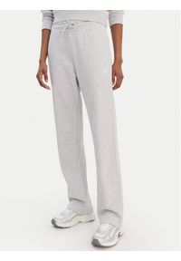 Reebok Spodnie dresowe Zuzanna RK25496CCW Szary Regular Fit. Kolor: szary. Materiał: syntetyk, bawełna #1
