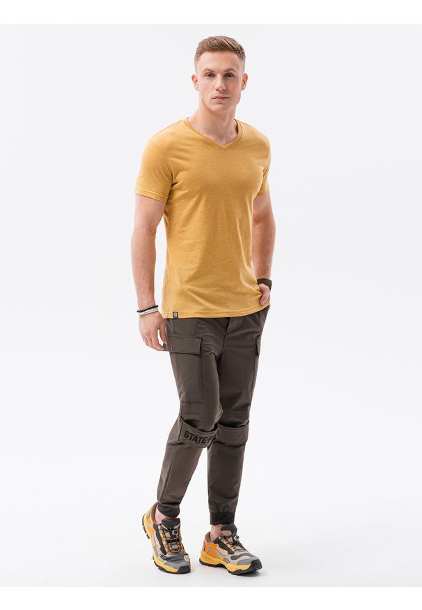 Ombre Clothing - T-shirt męski bawełniany BASIC S1369 - musztardowy melanż - XXL. Typ kołnierza: dekolt w serek. Kolor: żółty. Materiał: bawełna. Długość: krótkie. Wzór: melanż. Styl: klasyczny