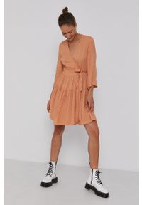 Y.A.S - Sukienka. Kolor: pomarańczowy. Materiał: tkanina. Typ sukienki: rozkloszowane #3
