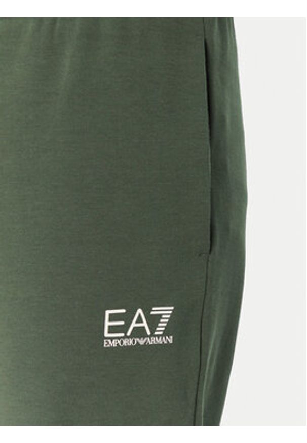 EA7 Emporio Armani Dres 7M000283 AF12660 U8109 Granatowy Regular Fit. Kolor: zielony. Materiał: bawełna, syntetyk