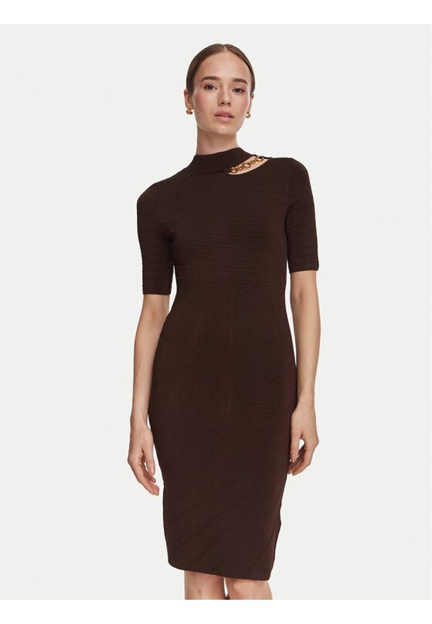 Marciano Guess Sukienka dzianinowa G6YK28 Z1059 Brązowy Slim Fit. Kolor: brązowy. Materiał: wiskoza