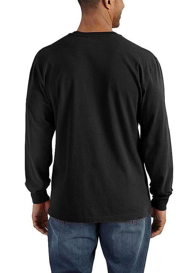 Koszulka bawełniana męska z długim rękawem Carhartt Pocket Henley L/S. Typ kołnierza: typu henley. Kolor: czarny. Materiał: bawełna. Długość rękawa: długi rękaw. Długość: długie