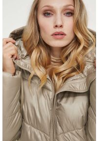 medicine - Medicine płaszcz damski kolor beżowy zimowy. Kolor: beżowy. Sezon: zima #5
