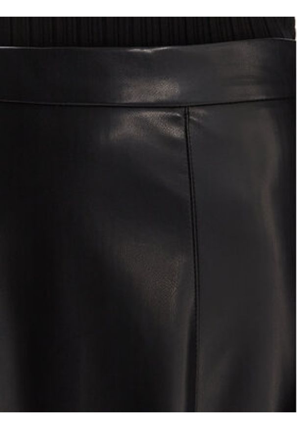 Marella Spódnica z imitacji skóry Vally 2525776022 Czarny Regular Fit. Kolor: czarny. Materiał: skóra